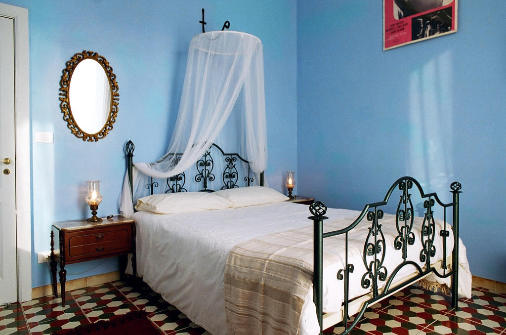Double Room,248826997:JPEG