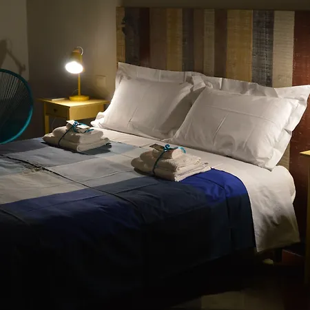 Bed, Book & Breakfast Landolina-2