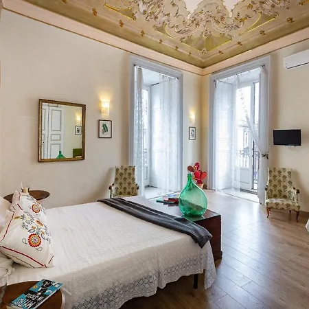 Acanthus B&B-3